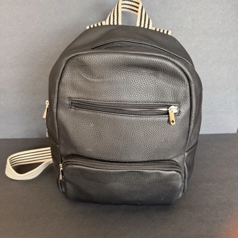 Thirty-One Boutique Backpack Black Beauty Pebble Retired